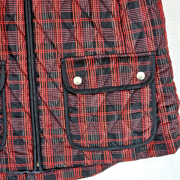 Croft & Barrow Quilted Puffer Vest Red Plaid w/ Pockets Full Zip Size Petite XL - Picture 8 of 13